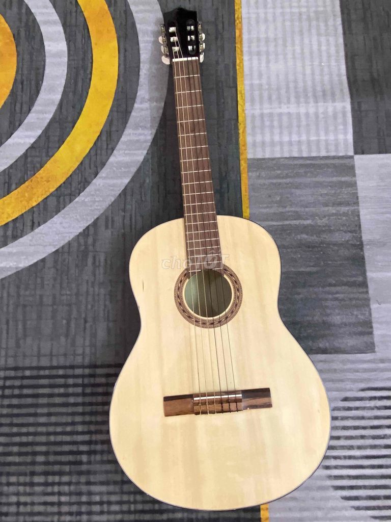 Đàn Guitar classic