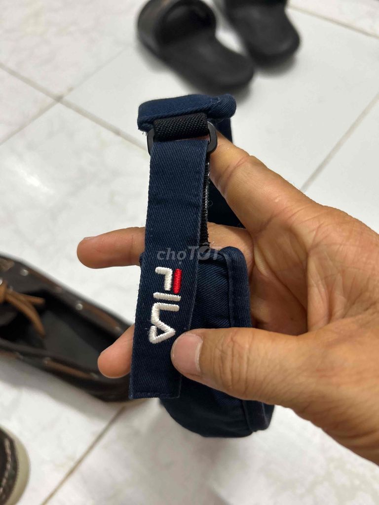 Mũ lưỡi trai Fila Xanh navy Thoáng khí. Mua bán Phụ kiện thời trang khác tại Quận Gò Vấp Tp Hồ Chí Minh được đăng bởi ĐỒ Si HIỆU CHÍNH HÃNG hình 1