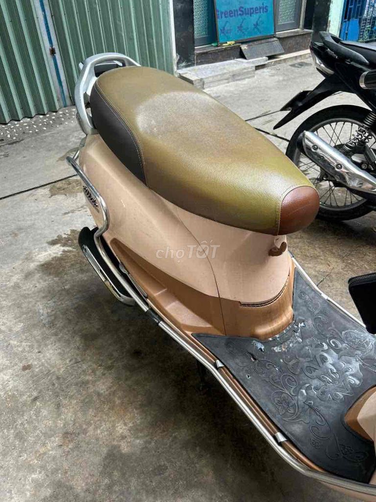 Elizabeth 2011 zin còn 2 chìa khóa. Mua bán Xe máy tại Quận 1 Tp Hồ Chí Minh được đăng bởi Trang Trang hình 4