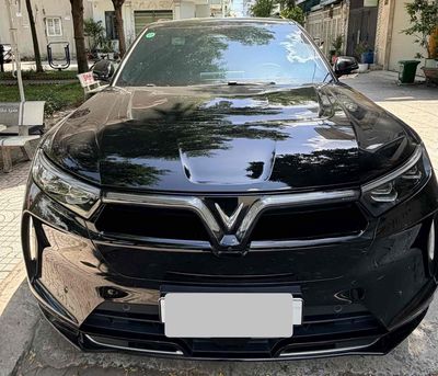 VinFast VF9 2025 Đen 7 chỗ 5100km