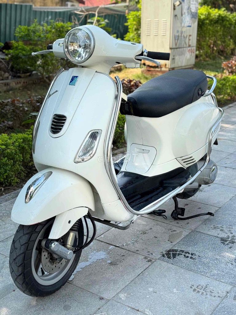 Piaggio Vespa LX 125 3vie xe chính chủ muốn bán. Mua bán Xe máy tại Quận Nam Từ Liêm Hà Nội được đăng bởi VÂN ANH hình 1