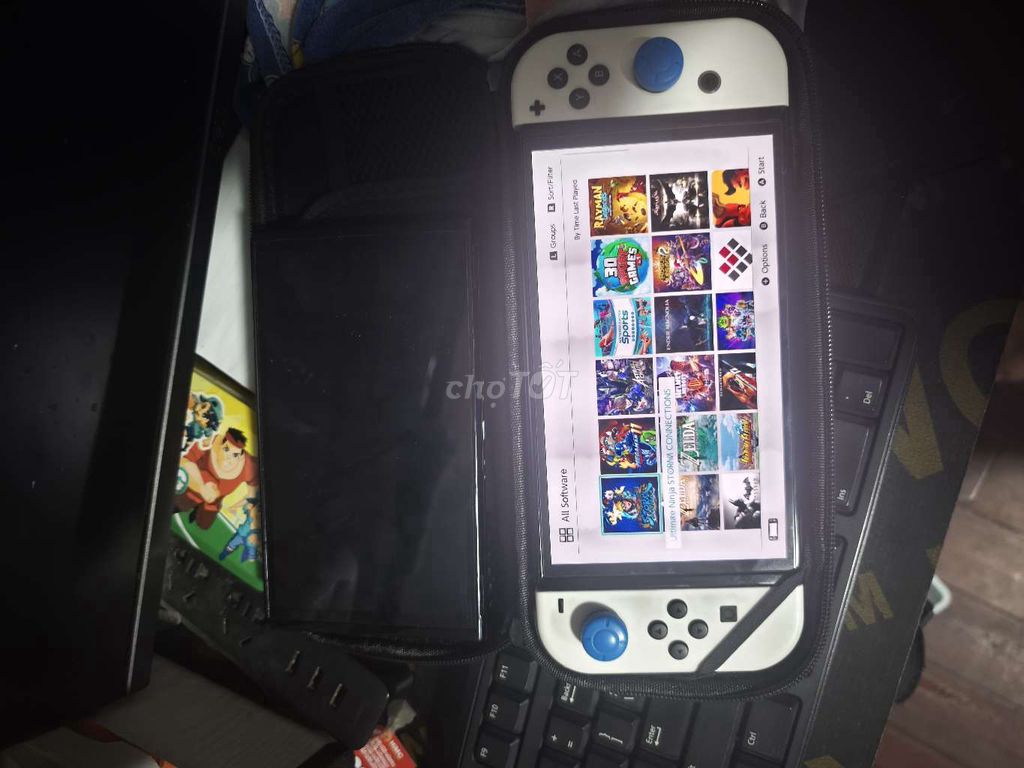 Nintendo Switch OLED 128GB Trắng. Mua bán Thiết bị chơi game tại Quận Hoàng Mai Hà Nội được đăng bởi Nguyễn đình Nam hình 1