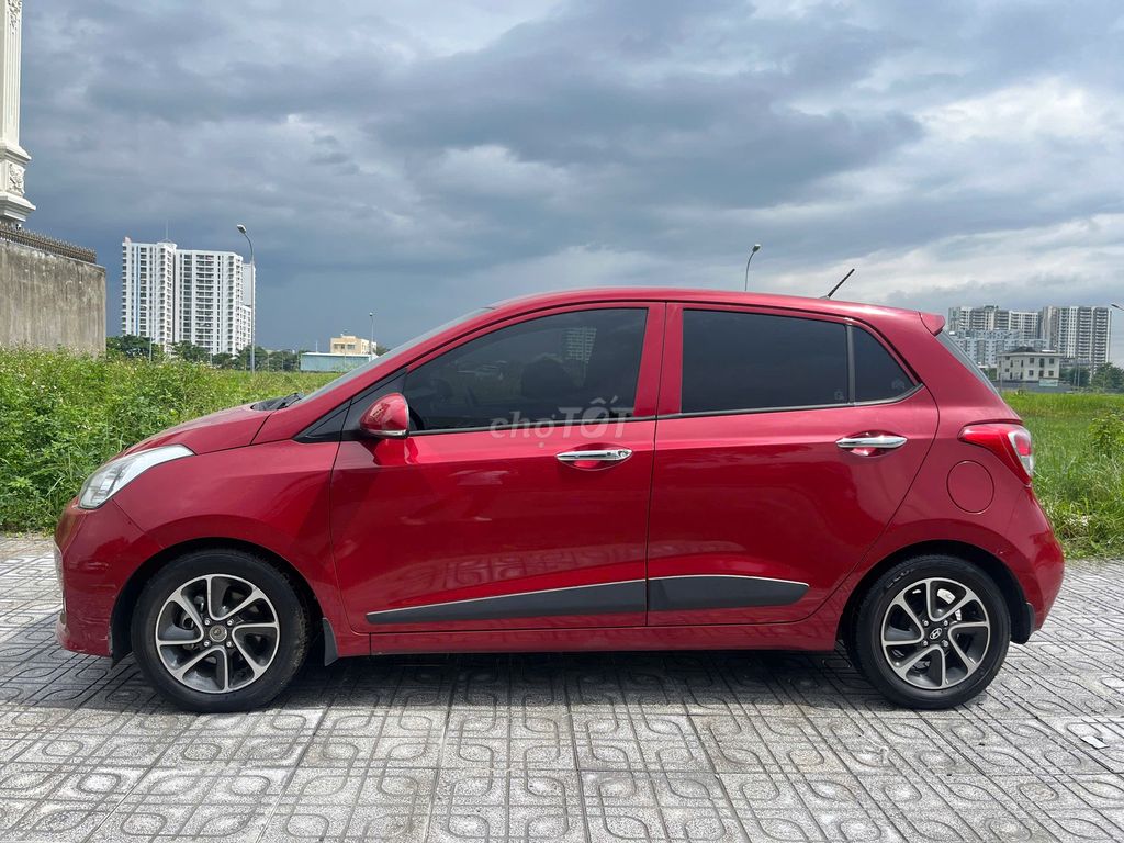 Hyundai Grand i10 2017 1.0 AT - 76000 km. Mua bán Ô tô tại Thành phố Thủ Đức Tp Hồ Chí Minh được đăng bởi Phố Tô hình 4