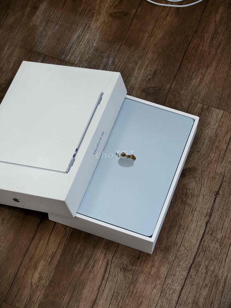 Apple MacBook Air M4 12GB/256GB Xanh. Mua bán Laptop tại Quận Gò Vấp Tp Hồ Chí Minh được đăng bởi Quân Tử Tế hình 1