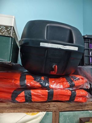 Thùng xe máy Honda Đen