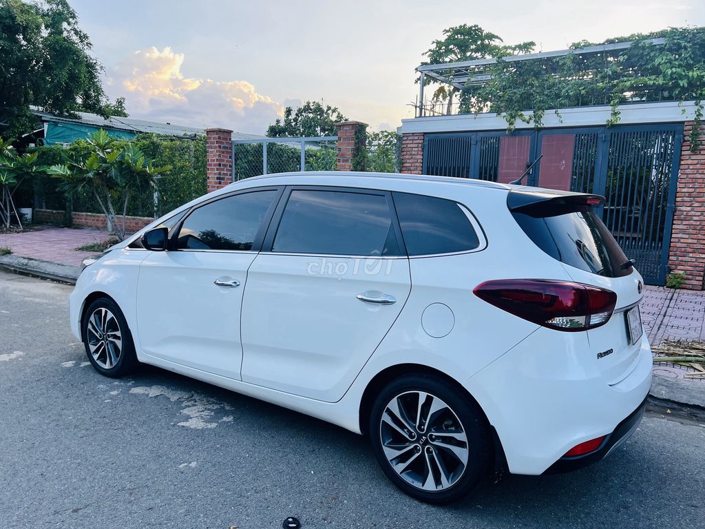 Kia Rondo 2018 2.0 GAT - 74000 km. Mua bán Ô tô tại Huyện Diên Khánh Khánh Hòa được đăng bởi Nguyễn Dũng hình 5