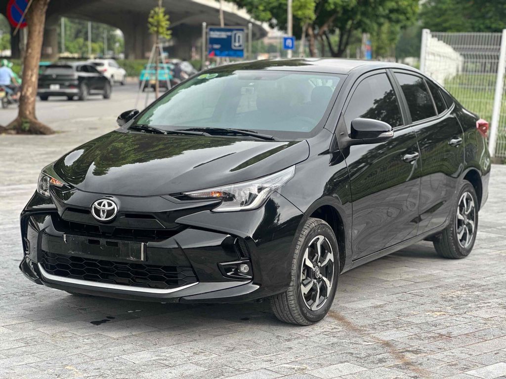 Toyota Vios 2023 Автомат Черный
