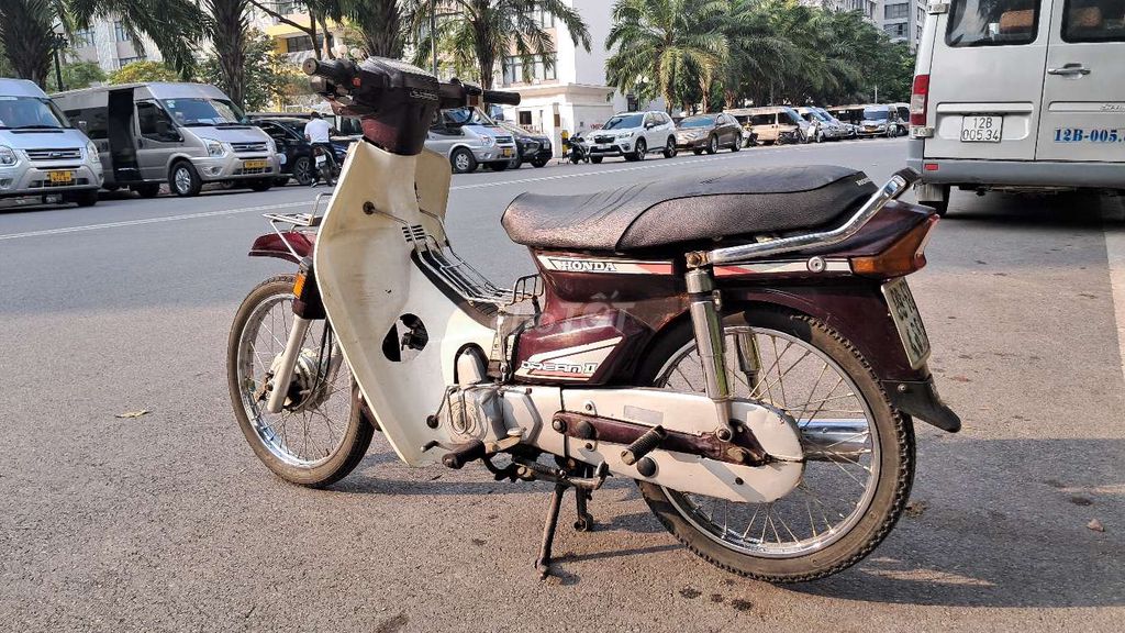 Honda Dream. Mua bán Xe máy tại Quận Hai Bà Trưng Hà Nội được đăng bởi bùi hữu liêm  hình 4