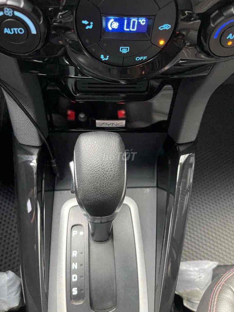 Ford EcoSport 2017 Titanium 1.5L AT - 7000 km. Mua bán Ô tô tại Quận 3 Tp Hồ Chí Minh được đăng bởi Ngọc triều hình 7