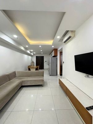 Chung cư Oriental Plaza full nội thất cao cấp giá 12,5 tr/th 2Pn, 2wc