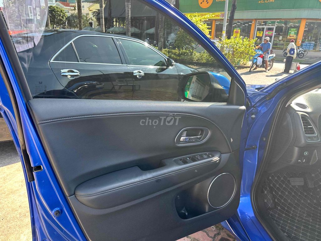 Honda HR-V Bản L Xanh 43.000 km. Mua bán Ô tô tại Quận Cái Răng Cần Thơ được đăng bởi HIỆP HP AUTO hình 10