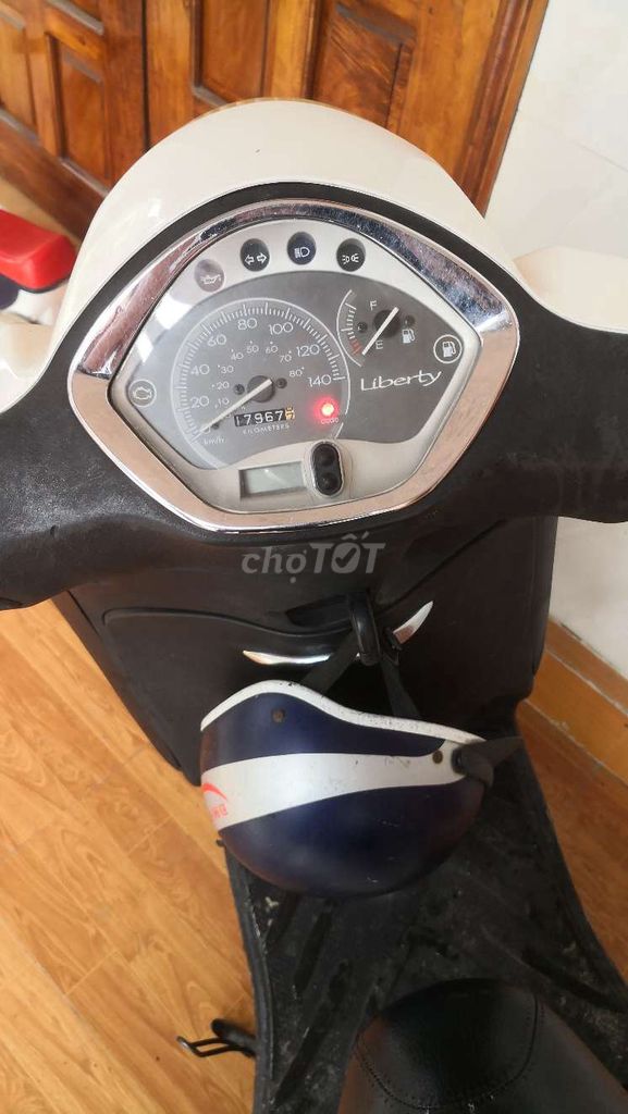 Piaggio Liberty Trắng đã qua sử dụng. Mua bán Xe máy tại Thị xã Hương Trà Thừa Thiên Huế được đăng bởi Xa Cáck Xa hình 3