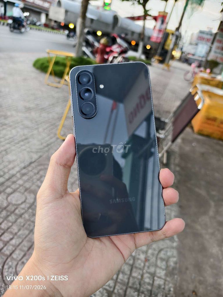 Samsung Galaxy A56 5G 8GB/128GB Đen 5250K. Mua bán Điện thoại tại Thành phố Vĩnh Long Vĩnh Long được đăng bởi Cường VL hình 1