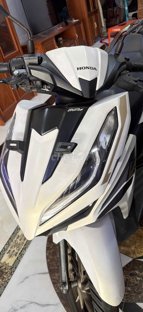 HONDA VARIO 125 С ДВОЙНЫМ РЫЧАГОМ