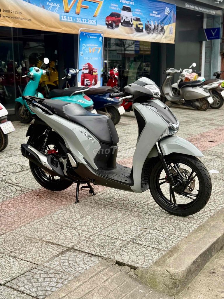 Honda SH 125 ABS 2019 Xám xi măng. Mua bán Xe máy tại Quận Liên Chiểu Đà Nẵng được đăng bởi Thành Đại   hình 2