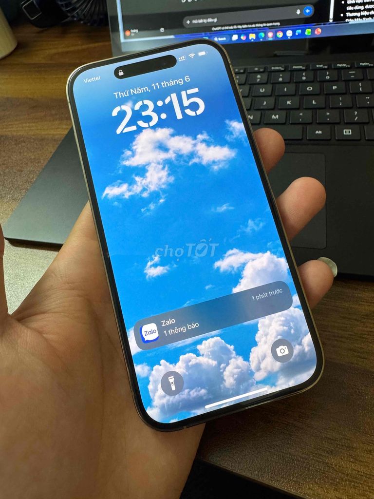 Apple iPhone 14 Pro 128GB Vàng. Mua bán Điện thoại tại Quận Nam Từ Liêm Hà Nội được đăng bởi Hoang Tran hình 1