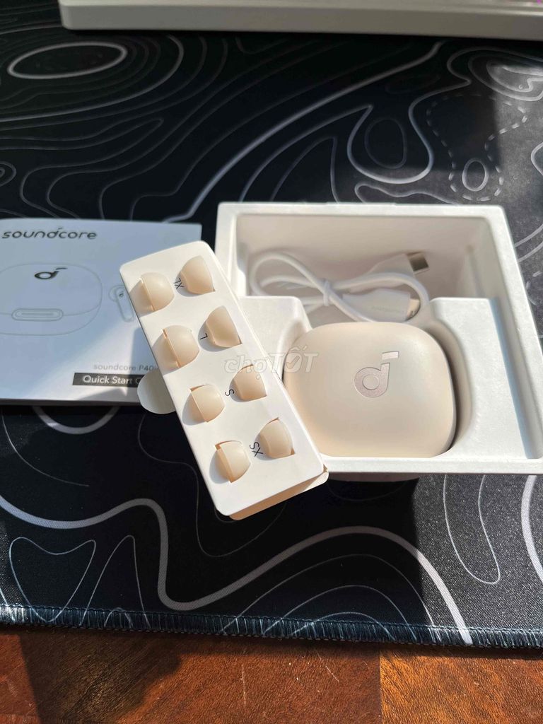 Tai nghe Anker Soundcore P40i màu be. Mua bán Tivi, Âm thanh tại Quận Hai Bà Trưng Hà Nội được đăng bởi Tuan Duy hình 1