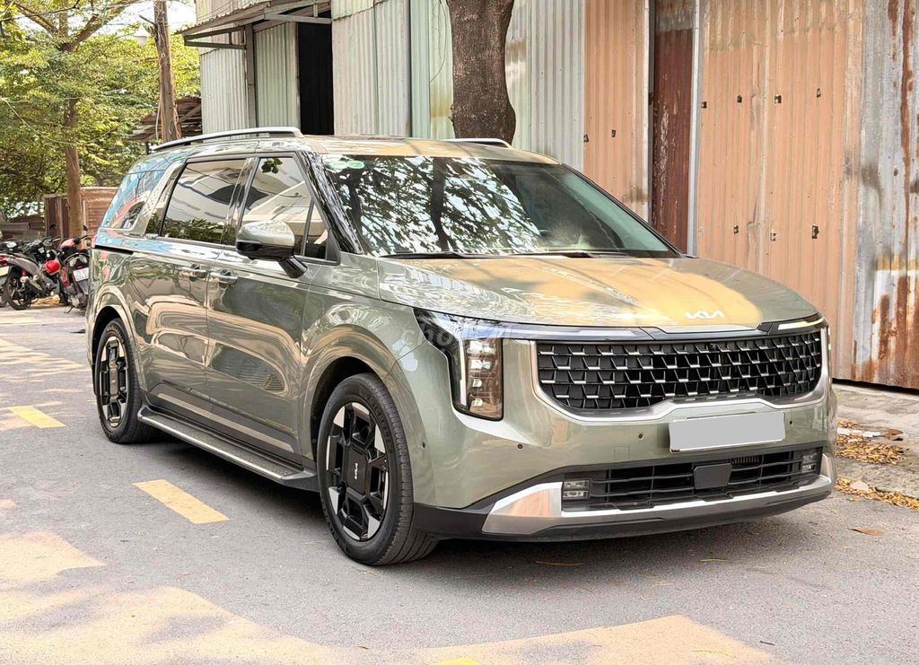 KIA CARNIVAL SIGNATURE 2025 FULL OPTION