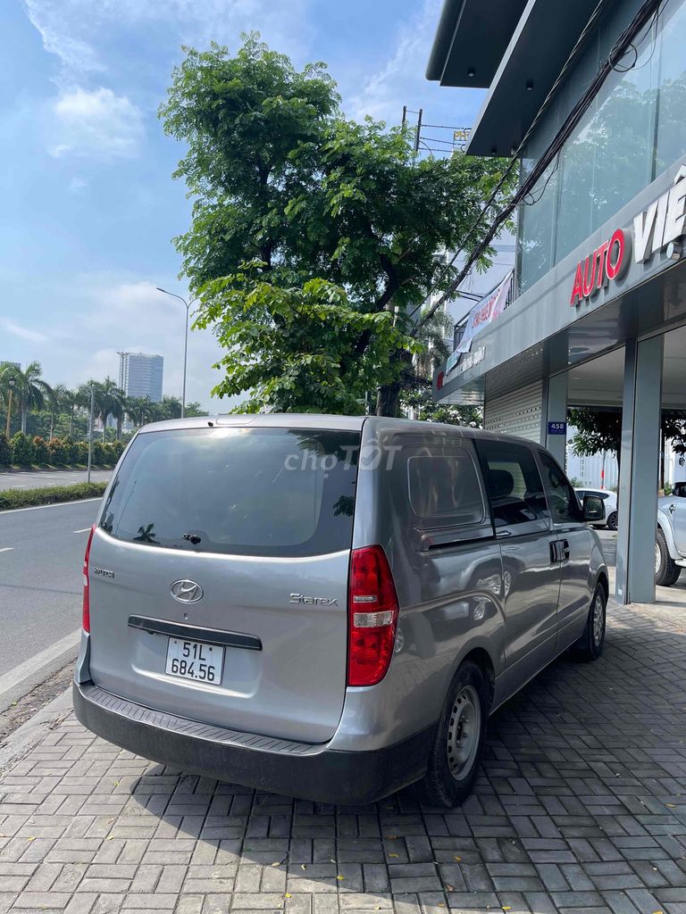 Hyundai Starex 2011 2.5D MT - 130000 km. Mua bán Ô tô tại Quận 7 Tp Hồ Chí Minh được đăng bởi Lethai hình 7