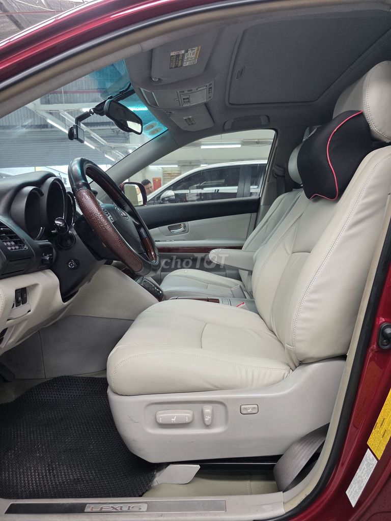 Lexus RX330 đăng ký lần đầu 2007 - 215000 km. Mua bán Ô tô tại Quận 12 Tp Hồ Chí Minh được đăng bởi Quốc Việt hình 3