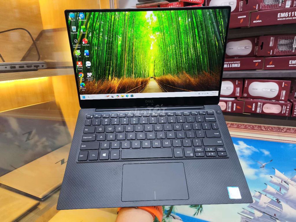 Dell XPS 9370 i7 13.3 inch 16GB/256GB. Mua bán Laptop tại Thành phố Biên Hòa Đồng Nai được đăng bởi LAPTOP BIÊN HOÀ hình 1