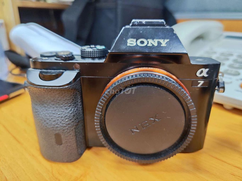 Bán cái body A7 24MP fullframe của Sony