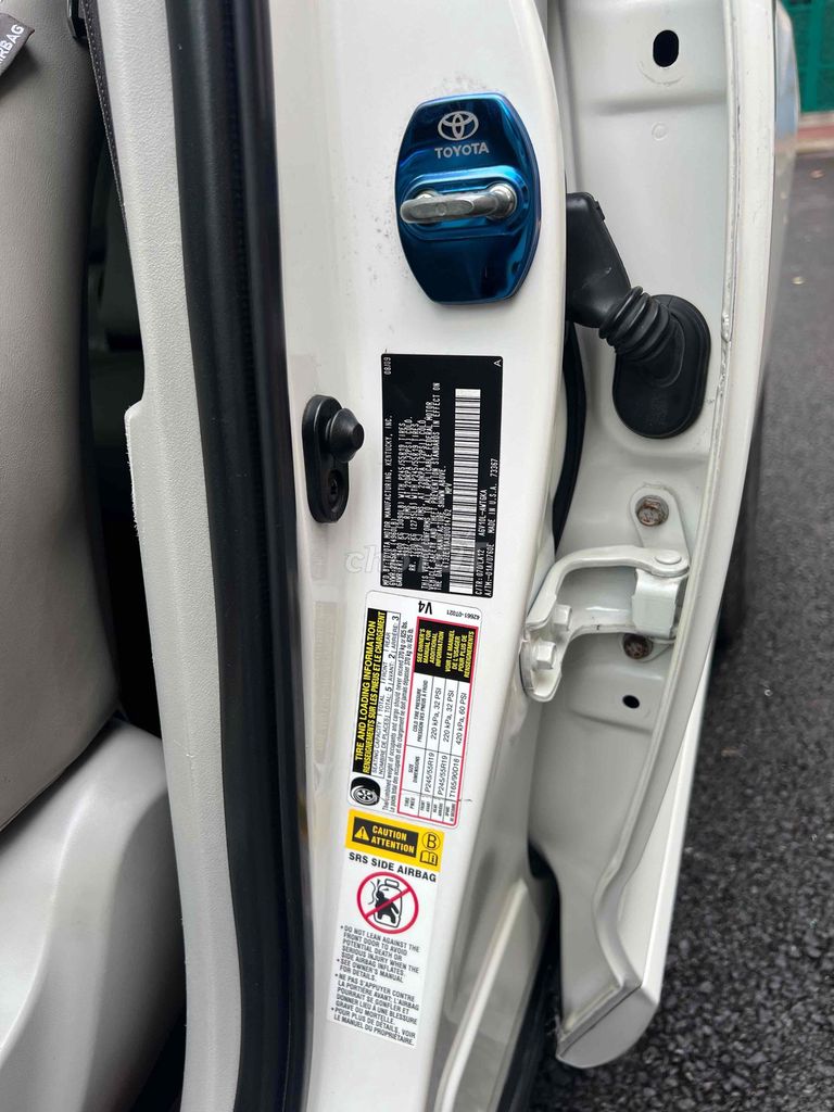 Toyota Venza 2009 Trắng - 96000km. Mua bán Ô tô tại Quận 8 Tp Hồ Chí Minh được đăng bởi Sang giau hình 10