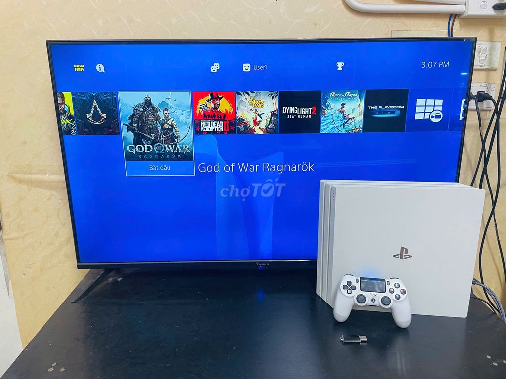 Máy chơi game Sony PS4 Pro 7218B 1TB Trắng HẮC ÁM. Mua bán Thiết bị chơi game tại Quận Đống Đa Hà Nội được đăng bởi Tú Dybala hình 1