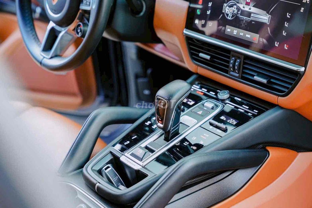 Porsche Cayenne  Coupe Platinum Edition 2022. Mua bán Ô tô tại Quận Tân Bình Tp Hồ Chí Minh được đăng bởi GREENWAY AUTO hình 3