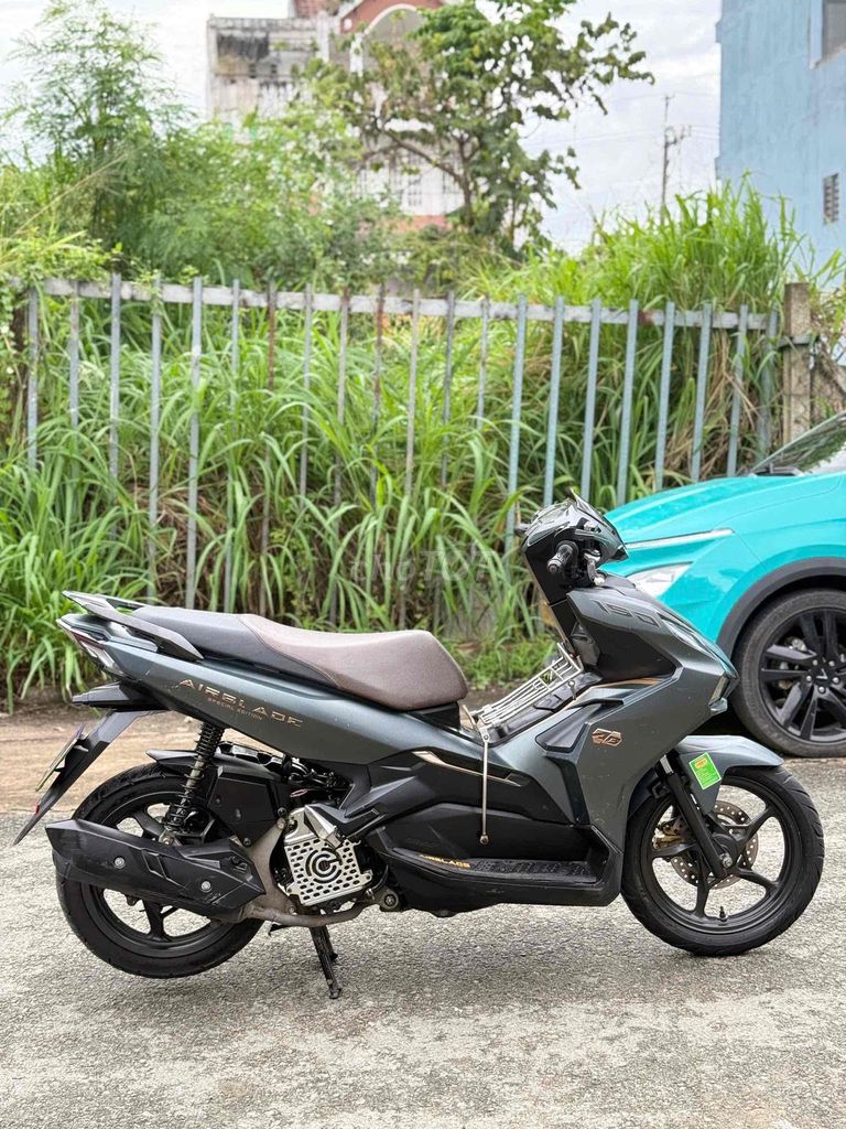 Honda Air Blade 150 ABS 2021 Xám. Mua bán Xe máy tại Huyện Củ Chi Tp Hồ Chí Minh được đăng bởi HuỳnhLâm Bổn hình 8