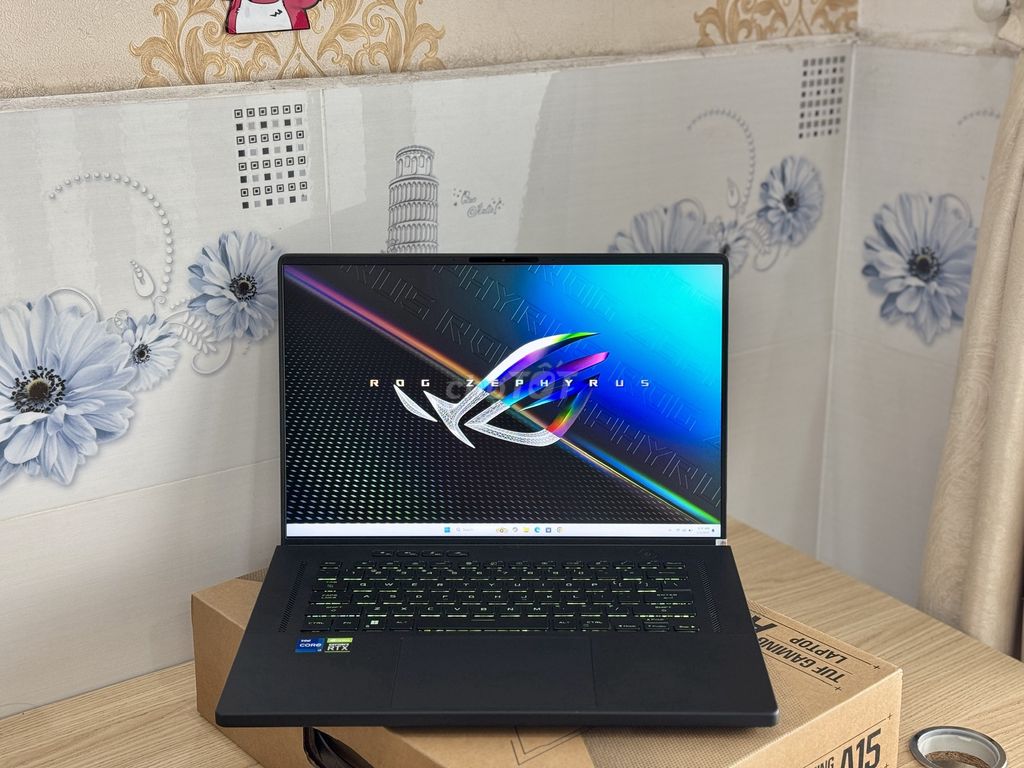 Asus Zephyrus M16 i7 12700H, RTX 3060 2.5K 165Hz