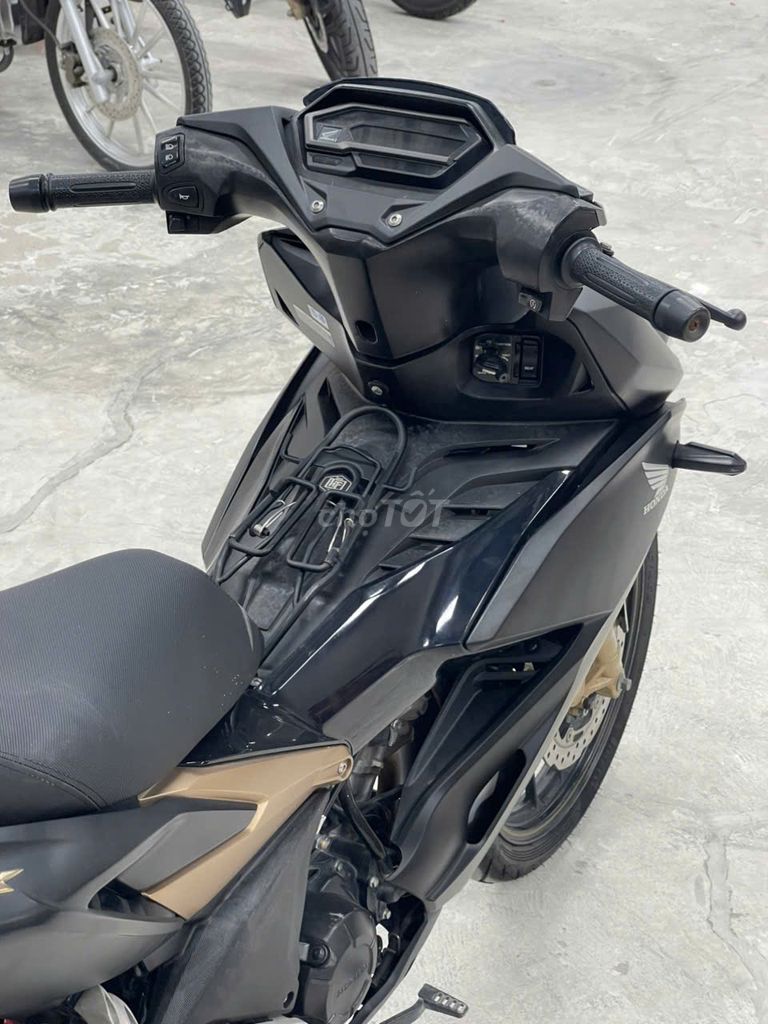HONDA WINNER X - 2021 odo CHUẨN 30.000KM. Mua bán Xe máy tại Thành phố Thủ Đức Tp Hồ Chí Minh được đăng bởi iMotorbike Viet Nam hình 4