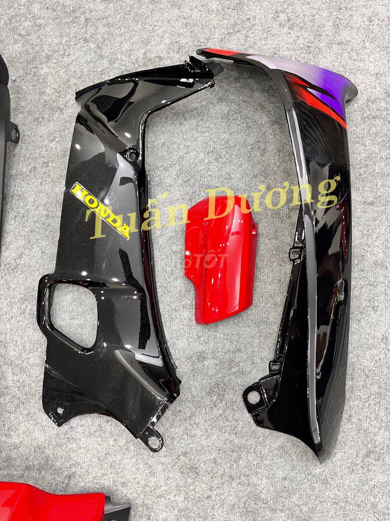 Dàn Áo Xe Wave ZX Đỏ Đen Đẹp Mê Ly Mới Kính Keng. Mua bán Phụ tùng xe tại Quận Hà Đông Hà Nội được đăng bởi Phụ Tùng Xe Tuấn Dương hình 6