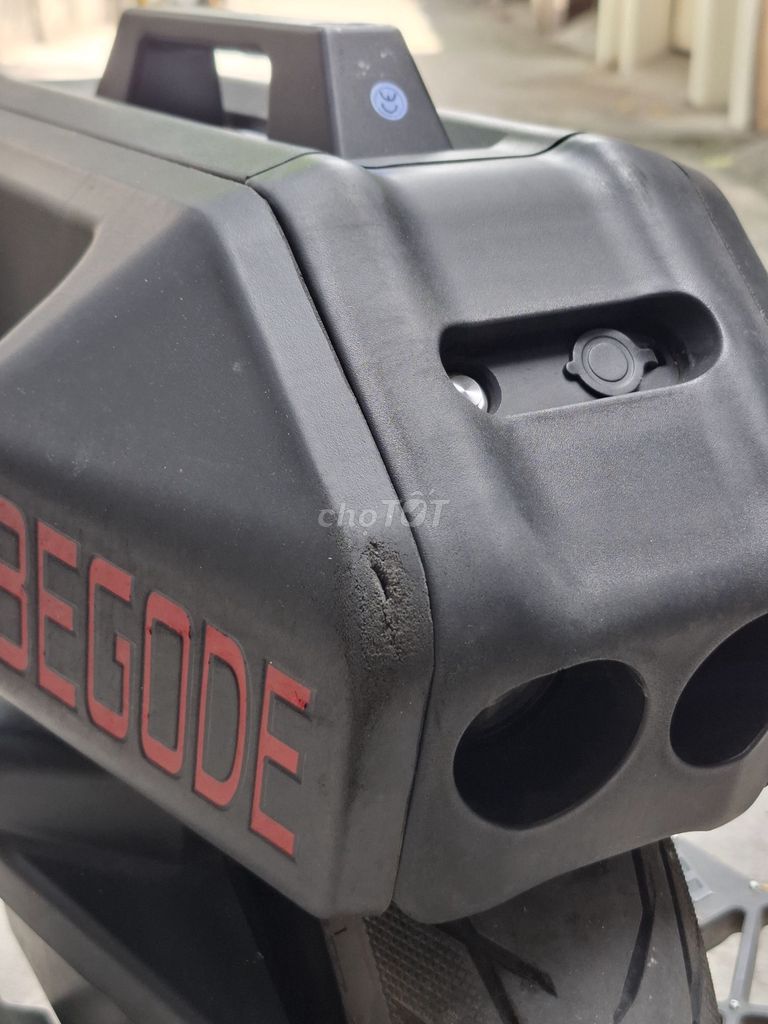 Xe điện cân bằng 1 bánh Begode Future. Mua bán Xe điện tại Quận Gò Vấp Tp Hồ Chí Minh được đăng bởi Thanh Lê hình 4