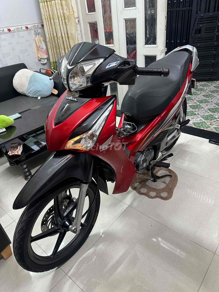 Honda future 2015 Đỏ xám. Mua bán Xe máy tại Quận 12 Tp Hồ Chí Minh được đăng bởi phạm hùng Dũng hình 3