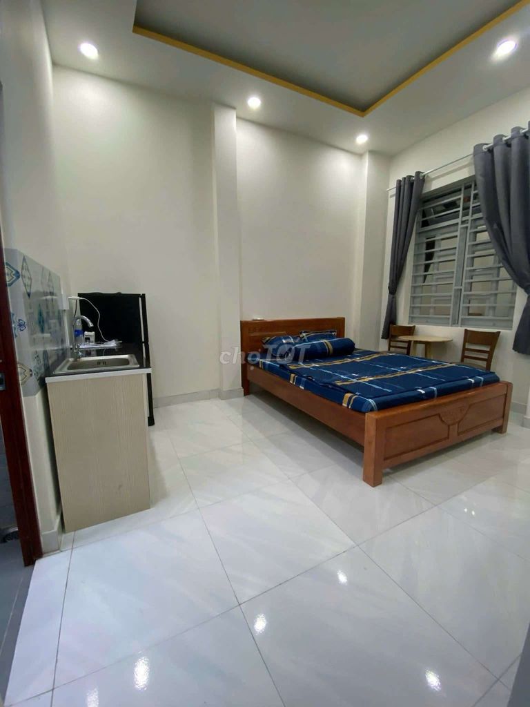 Аренда · 11 комн. · 125 м² · Quận Tân Bình, ул. Đường Phạm Văn Bạch