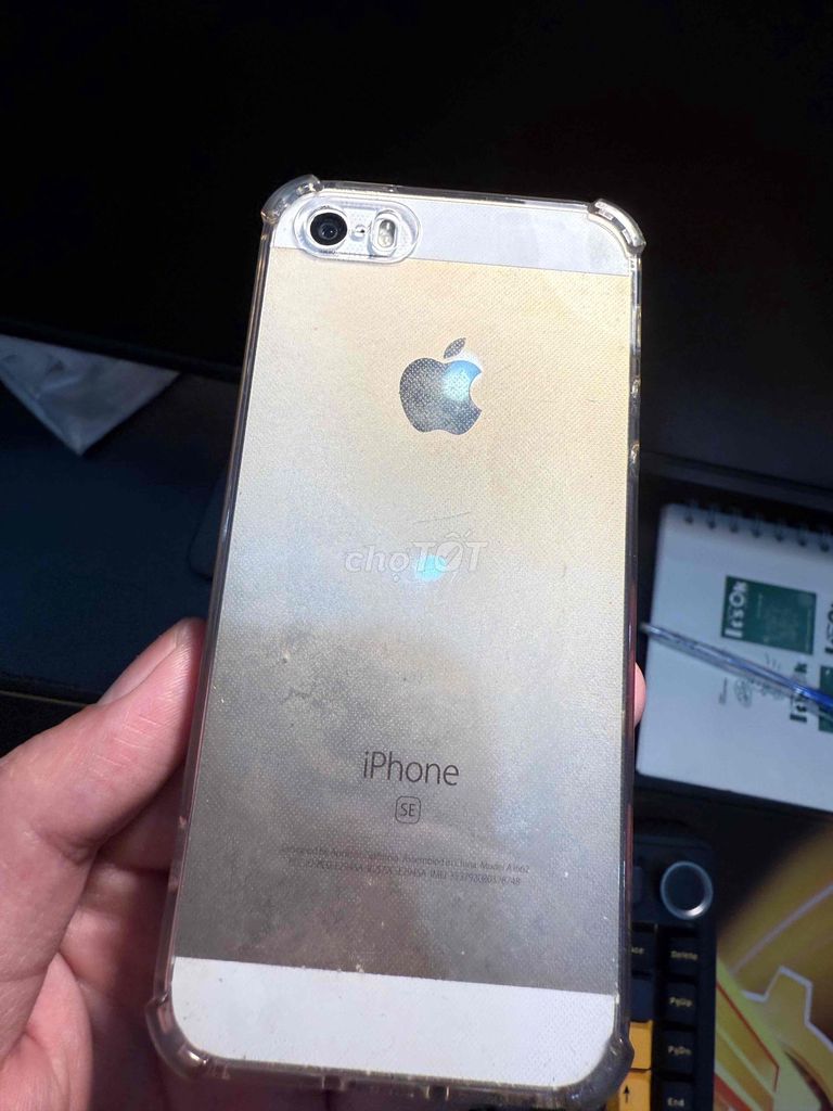 Cần bán iPhone 5SE 2016 màu Vàng. Mua bán Điện thoại tại Quận Cẩm Lệ Đà Nẵng được đăng bởi Mr Tom hình 1