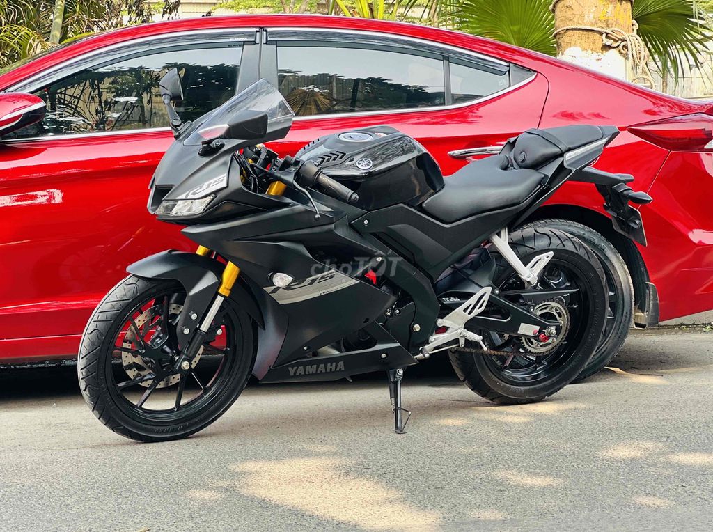 Yamaha R15 v3-2022 lướt mới cứng.chính chủ pkl. Mua bán Xe máy tại Quận Cầu Giấy Hà Nội được đăng bởi Tong motor xe may hình 2