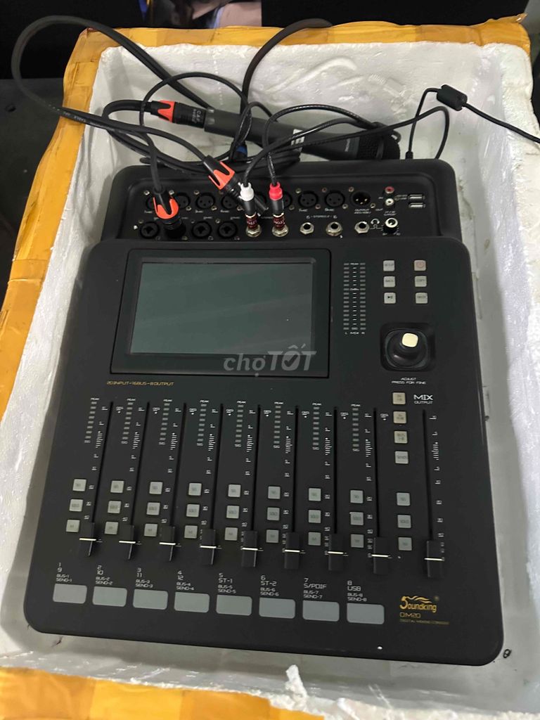 Mixer số Soundking DM20 Đen Màn hình cảm ứng. Mua bán Nhạc cụ tại Huyện Long Hồ Vĩnh Long được đăng bởi Hung thanh hình 1