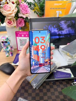 Samsung Điện thoại Đen s21F.E 5G
