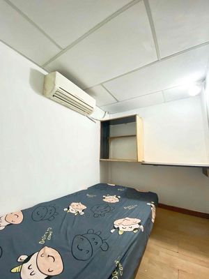 Phòng thuê quạt, máy lạnh đang trống ở liền (Chính chủ)