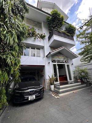 Bán Biệt Thự 2 Mặt Tiền Ngay Trung Tâm Phường Hiệp Phú Tp Thủ Đức. Mua bán nhà ở tại Thành phố Thủ Đức Tp Hồ Chí Minh được đăng bởi Nguyễn Phú