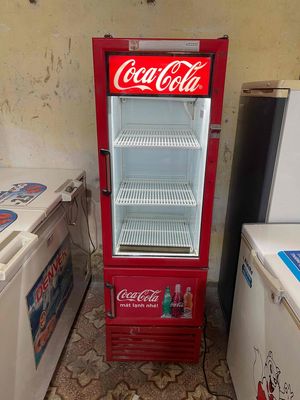 tủ coca 300l mới 80%nguyên bản máy móc 100%. Mua bán Tủ lạnh tại Quận Thanh Xuân Hà Nội được đăng bởi Gia bảo