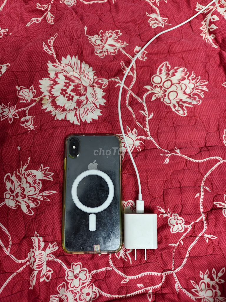 Apple iPhone Xs Max 512GB Đen 76%. Mua bán Điện thoại tại Quận Tây Hồ Hà Nội được đăng bởi Ahihi hình 1