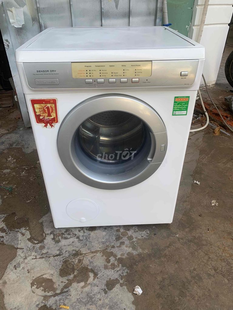 máy sấy quần áo electrolux 7kg. Mua bán Máy giặt tại Thành phố Vũng Tàu Bà Rịa - Vũng Tàu được đăng bởi Bùi Long  hình 1