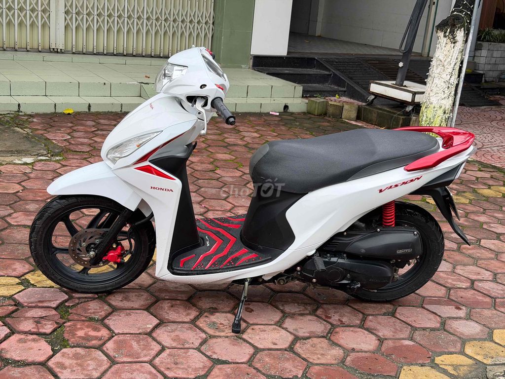 Viision cực kỳ mới máy móc bao ngon giá 23tr500. Mua bán Xe máy tại Thành phố Quảng Ngãi Quảng Ngãi được đăng bởi Hien hình 4