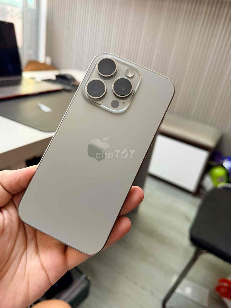 iPhone 15 Pro Titan 256GB (Mỹ). Mua bán Điện thoại tại Quận Lê Chân Hải Phòng được đăng bởi Ap Store 444 tô hiệu hình 1