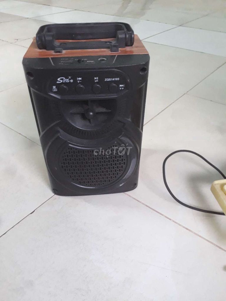 Loa di động màu Đen. Mua bán Tivi, Âm thanh tại Thành phố Bà Rịa Bà Rịa - Vũng Tàu được đăng bởi Nguyễn khánh hình 1