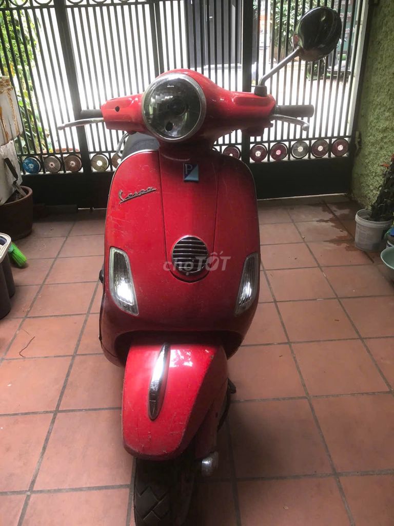Piaggio Vespa LX 150 Đỏ. Mua bán Xe máy tại Quận Hoàng Mai Hà Nội được đăng bởi Quân Hoàng hình 2