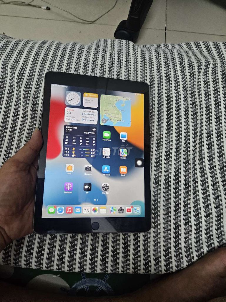 Apple iPad Air 2 4G+wifi 16GB reset gốc ok. Mua bán Máy tính bảng tại Thành phố Thủ Đức Tp Hồ Chí Minh được đăng bởi binphone hình 1